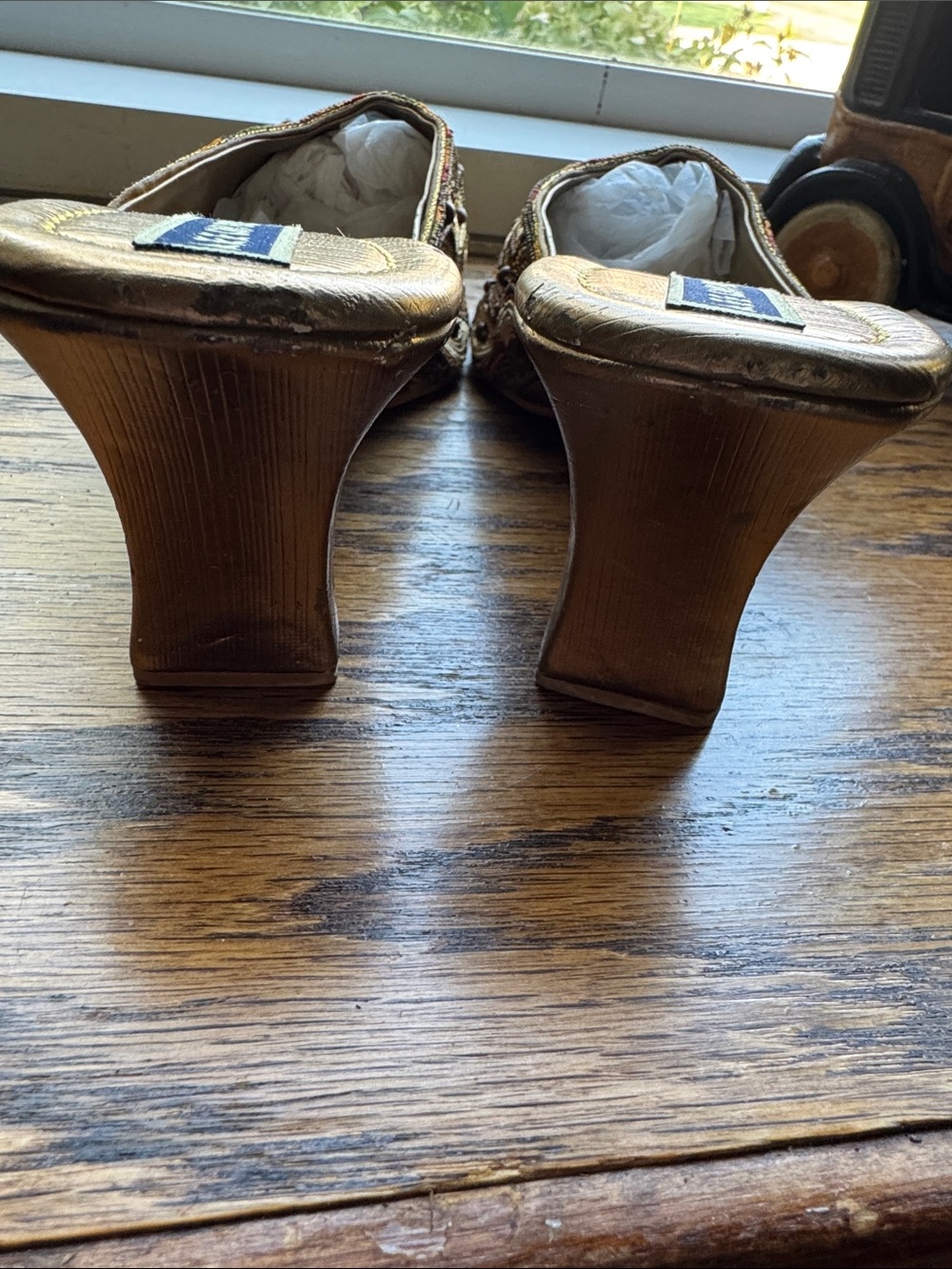 Lee Chung Gold Beaded Women's Slip-On Mules - Picture 4 of 9